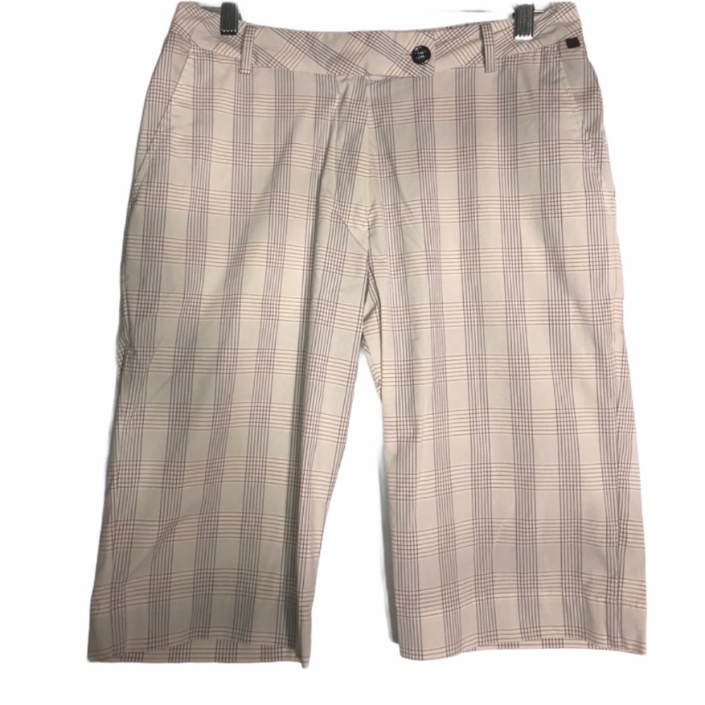 Bugatchi woman's shorts. Size 6